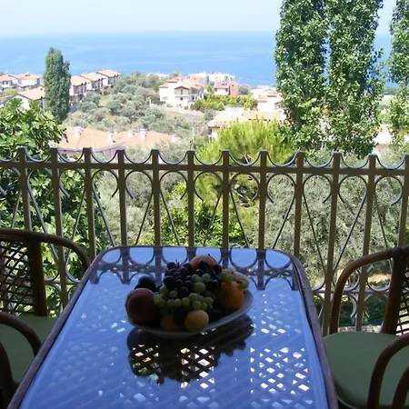 Asia Apart Hotel קוסדסי