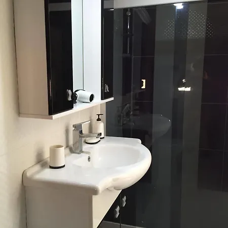 Asia Apart Hotel 3*